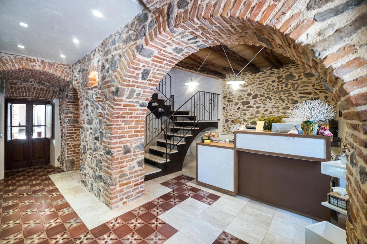 Domo Pro Vois Hotel Orosei Kültér fotó