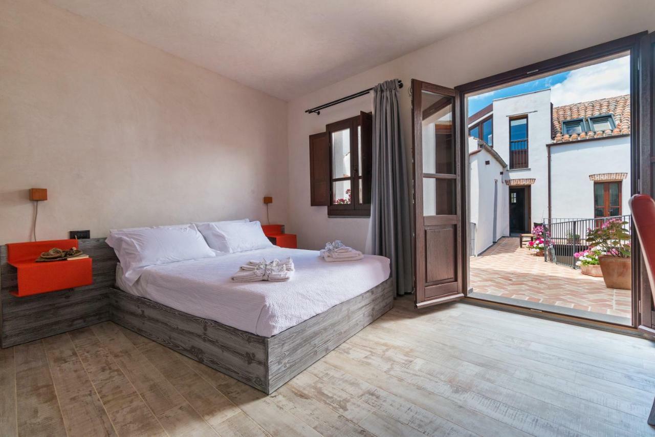 Domo Pro Vois Hotel Orosei Kültér fotó